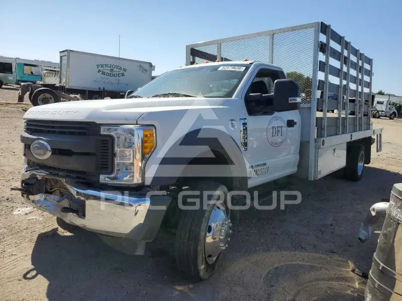 2017 Ford F-550 фото