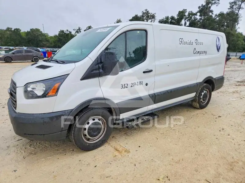 2017 Ford TRANSIT photo