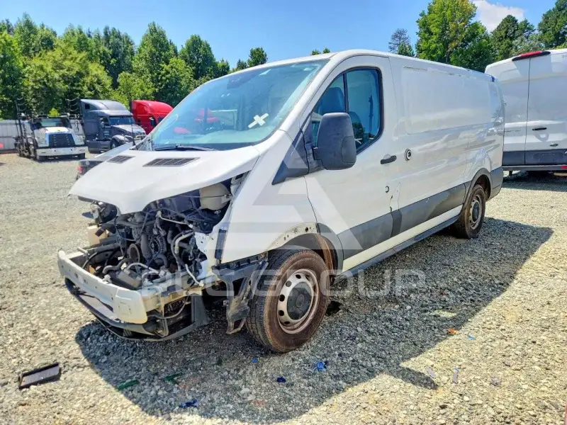 2017 Ford TRANSIT photo