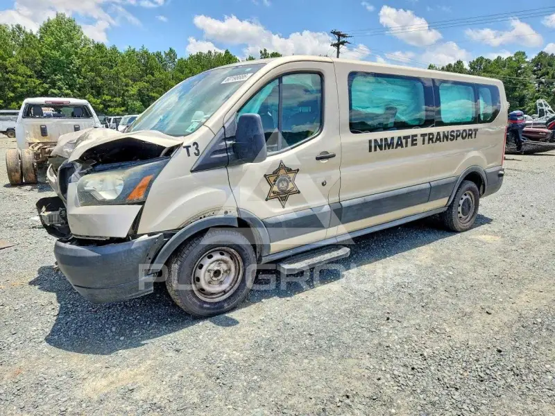 2017 Ford TRANSIT photo