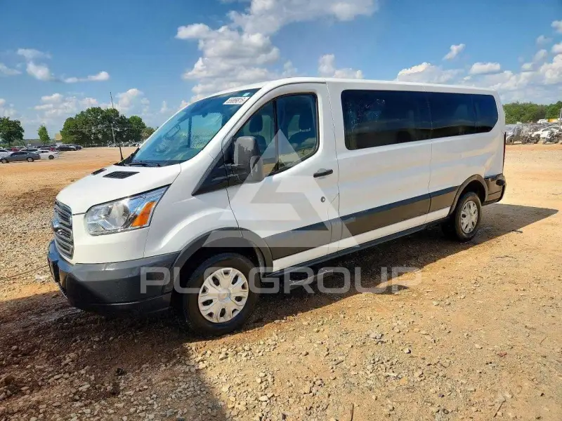 2017 Ford TRANSIT photo
