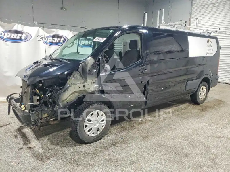 2017 Ford TRANSIT photo