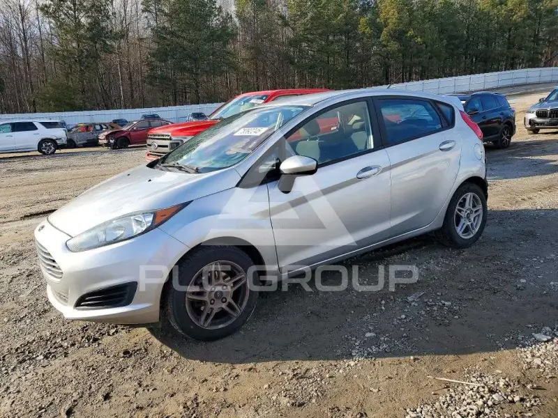 2017 Ford FIESTA photo