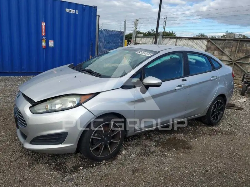 2017 Ford FIESTA photo