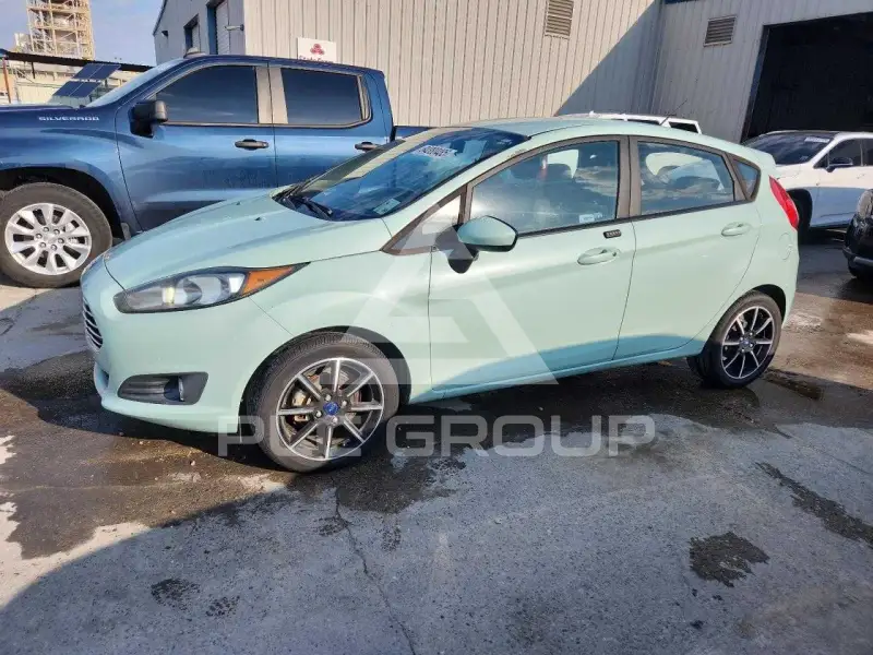 2017 Ford FIESTA фото
