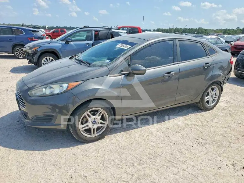 2017 Ford FIESTA photo