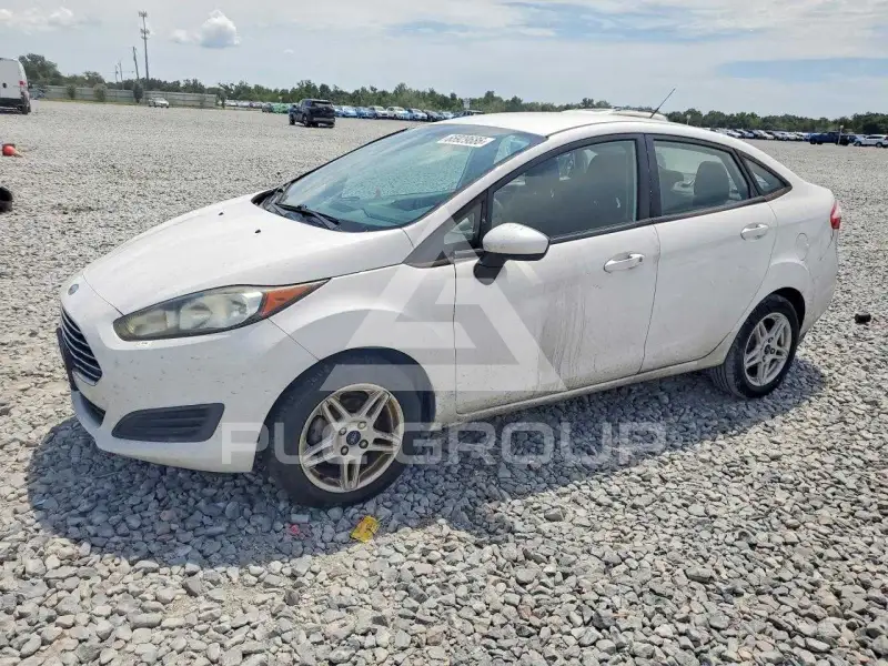 2017 Ford FIESTA photo