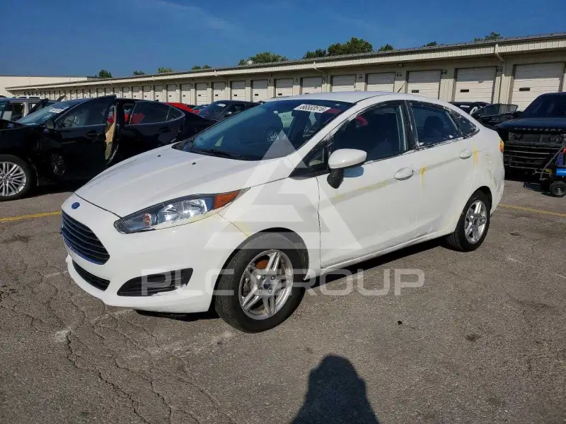 2017 Ford FIESTA фото