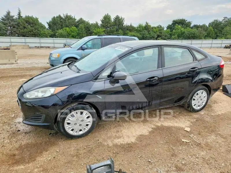 2017 Ford FIESTA фото