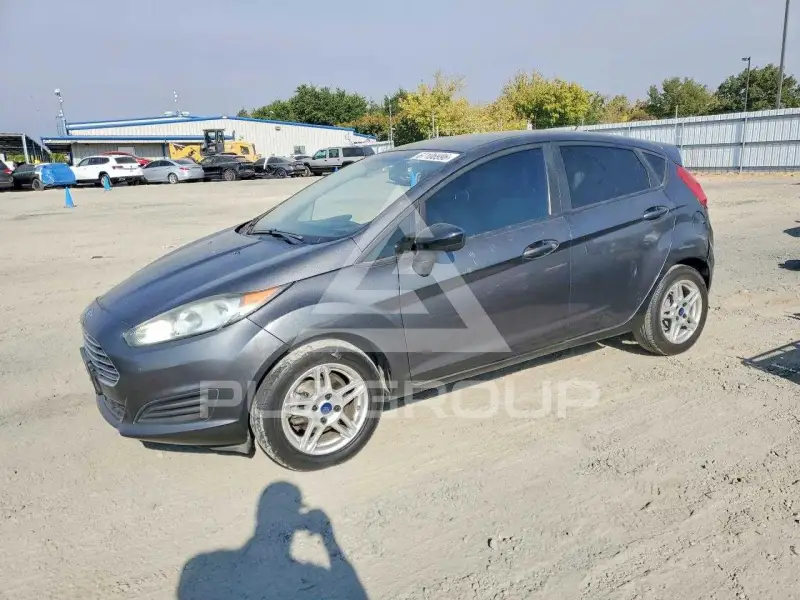 2017 Ford FIESTA фото