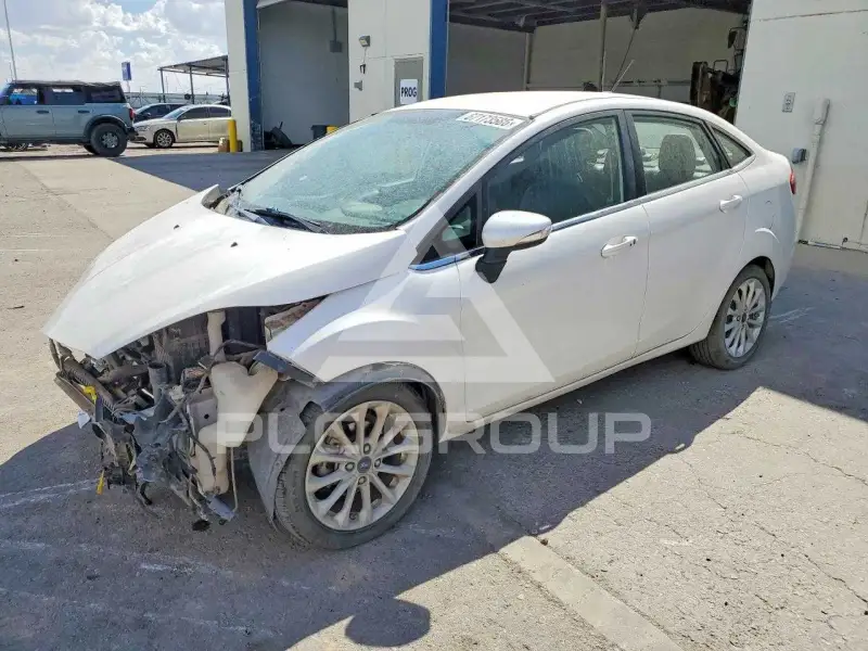 2017 Ford FIESTA фото