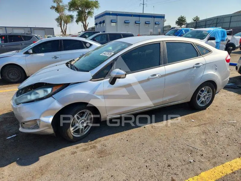 2017 Ford FIESTA photo