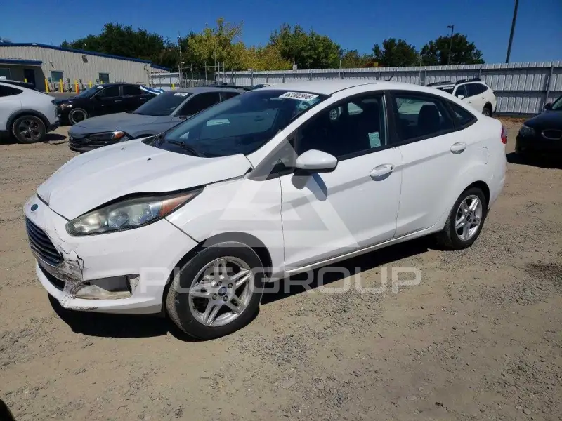 2017 Ford FIESTA photo