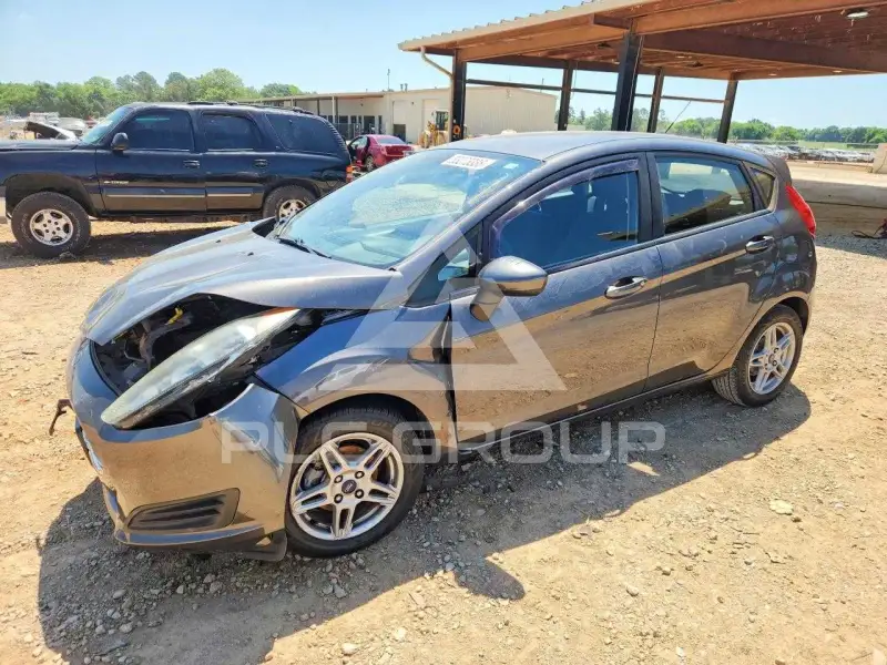 2017 Ford FIESTA photo