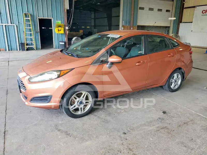2017 Ford FIESTA фото