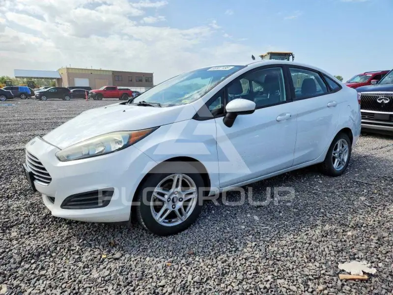 2017 Ford FIESTA photo