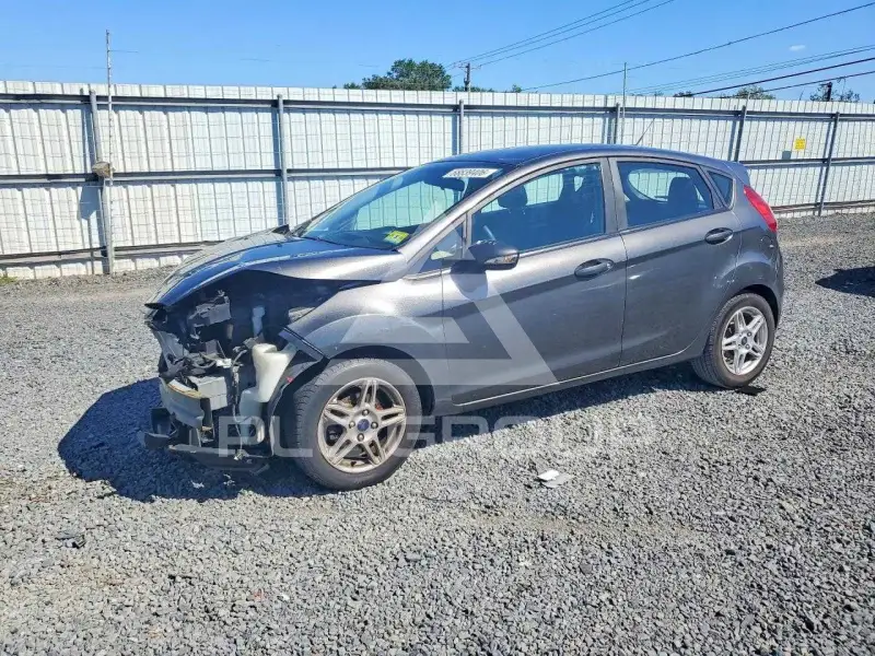 2017 Ford FIESTA фото