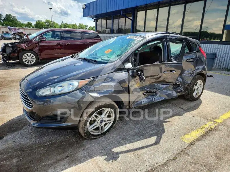 2017 Ford FIESTA photo