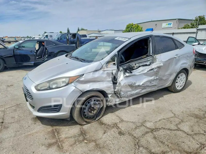 2017 Ford FIESTA фото