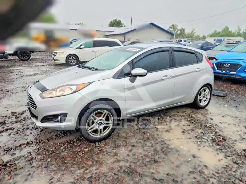 2017 Ford FIESTA фото
