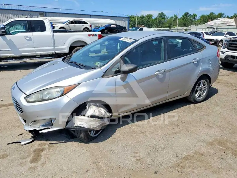 2017 Ford FIESTA фото