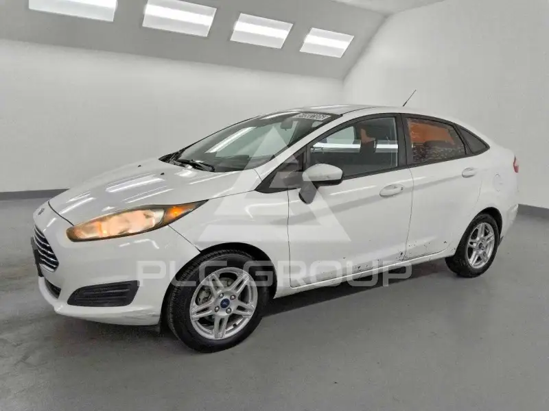 2017 Ford FIESTA фото