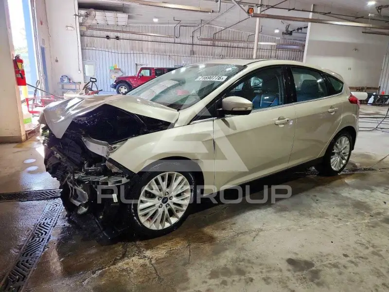 2017 Ford FOCUS фото
