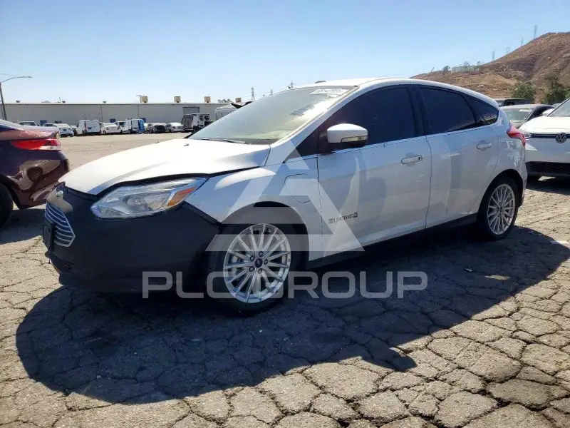 2017 Ford FOCUS фото