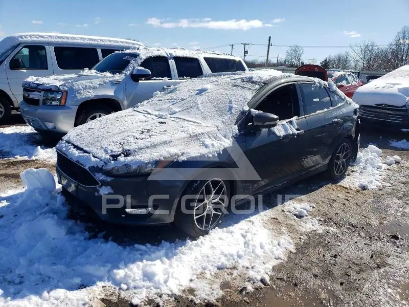 2017 Ford FOCUS photo