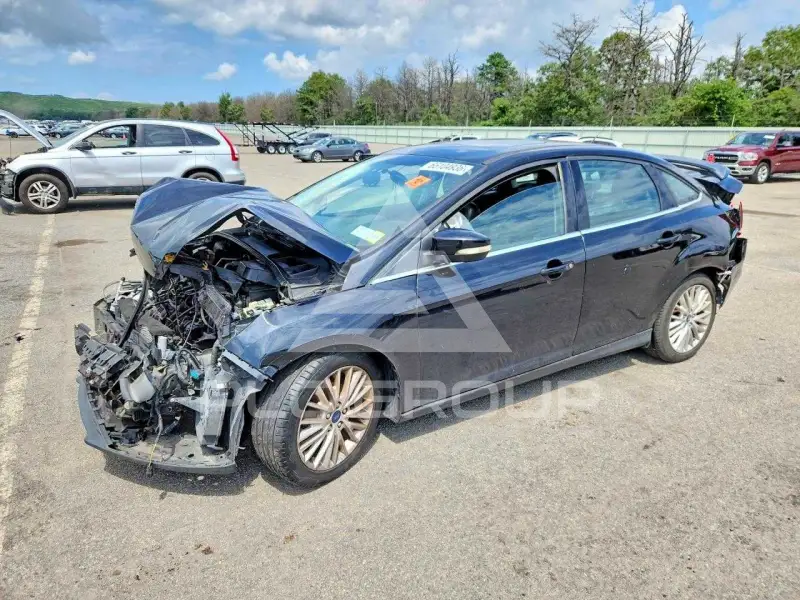 2017 Ford FOCUS photo