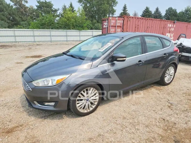 2017 Ford FOCUS фото