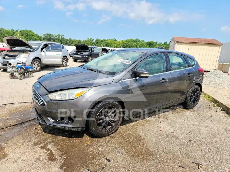 2017 Ford FOCUS photo
