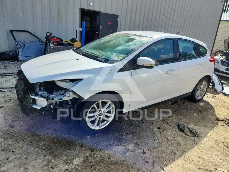 2017 Ford FOCUS фото