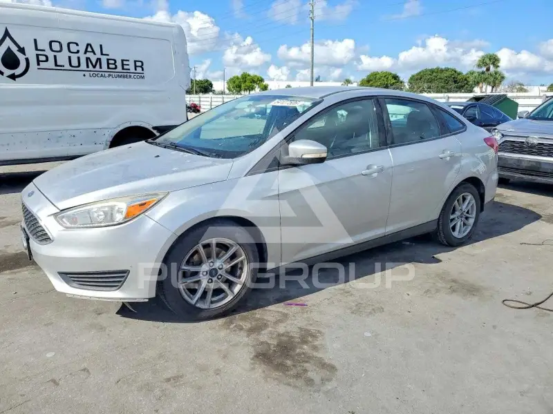 2017 Ford FOCUS photo
