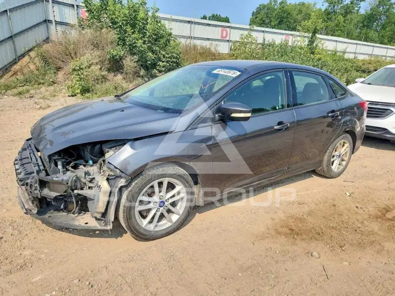 2017 Ford FOCUS photo