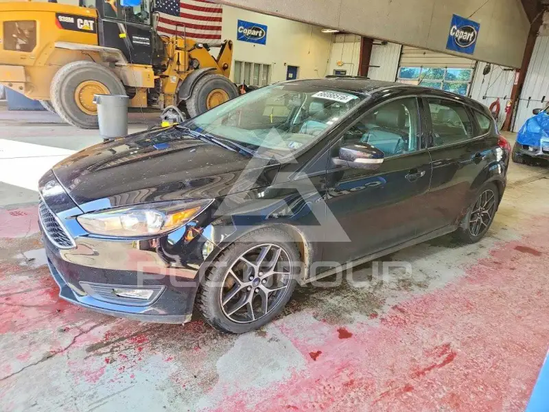 2017 Ford FOCUS photo