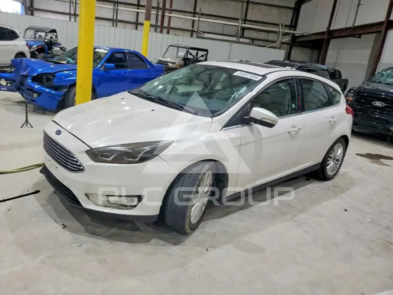 2017 Ford FOCUS photo