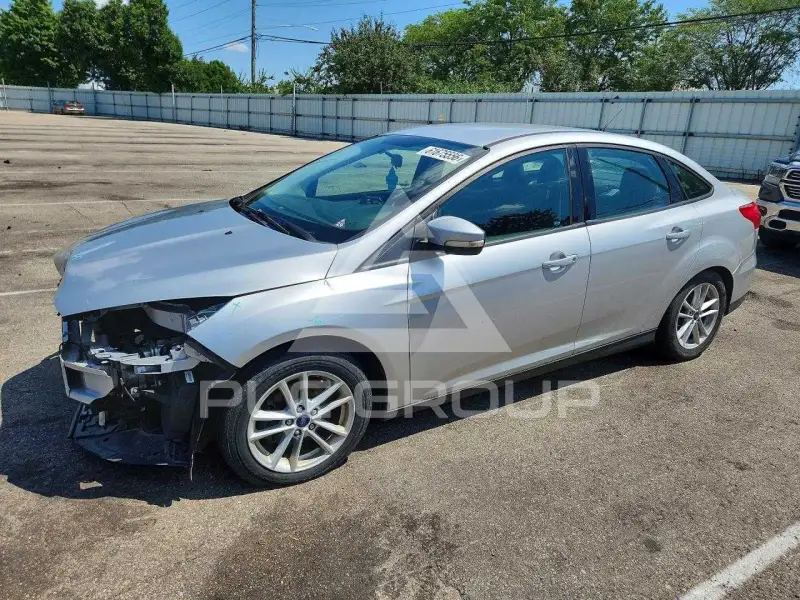 2017 Ford FOCUS фото