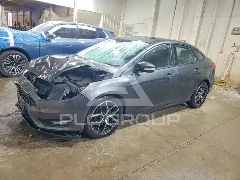 2017 Ford FOCUS photo
