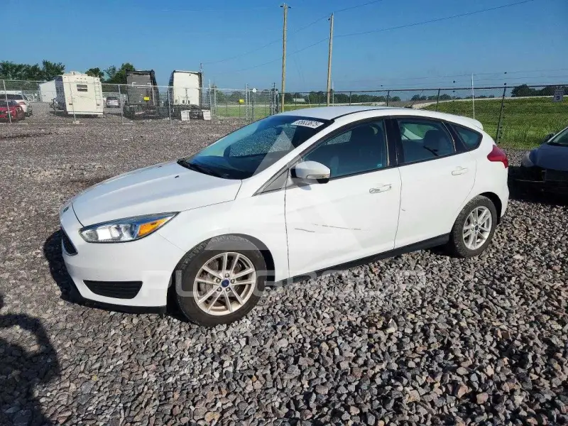 2017 Ford FOCUS photo