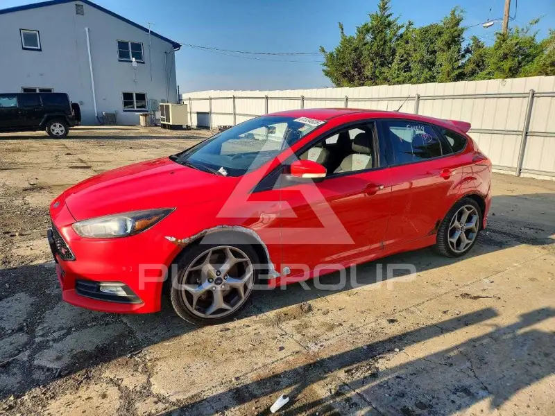 2017 Ford FOCUS фото