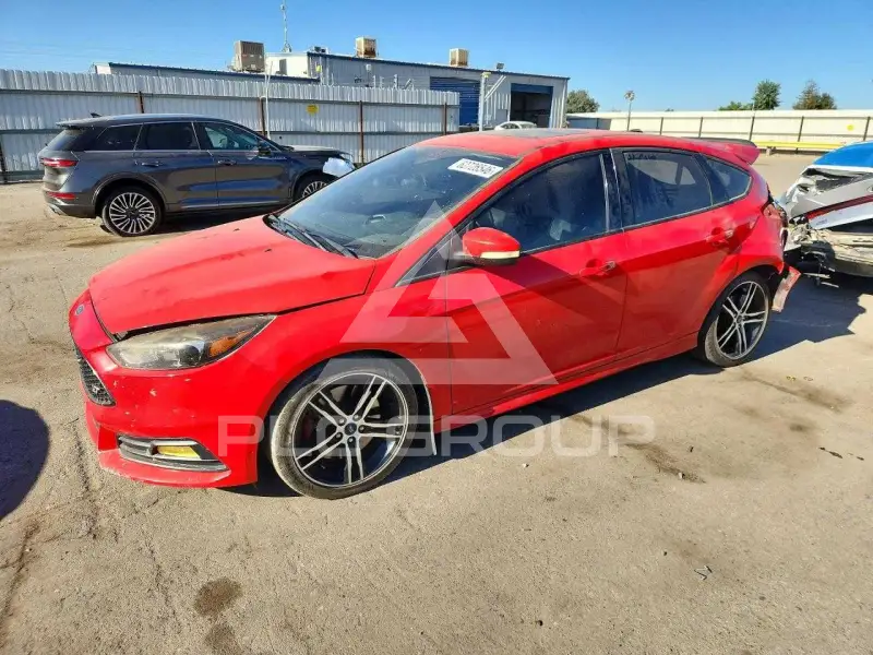 2017 Ford FOCUS фото