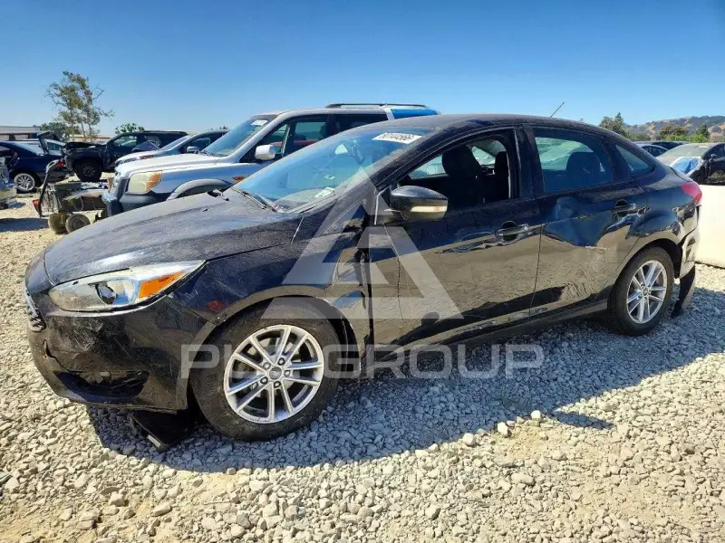 2017 Ford FOCUS photo