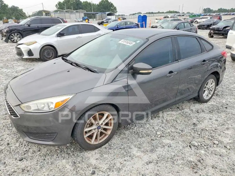 2017 Ford FOCUS photo