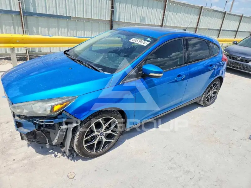 2017 Ford FOCUS photo