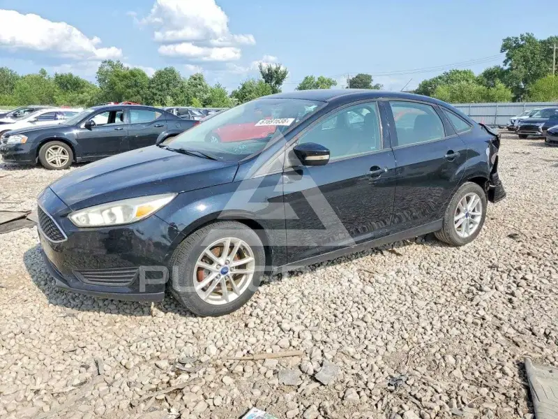 2017 Ford FOCUS photo