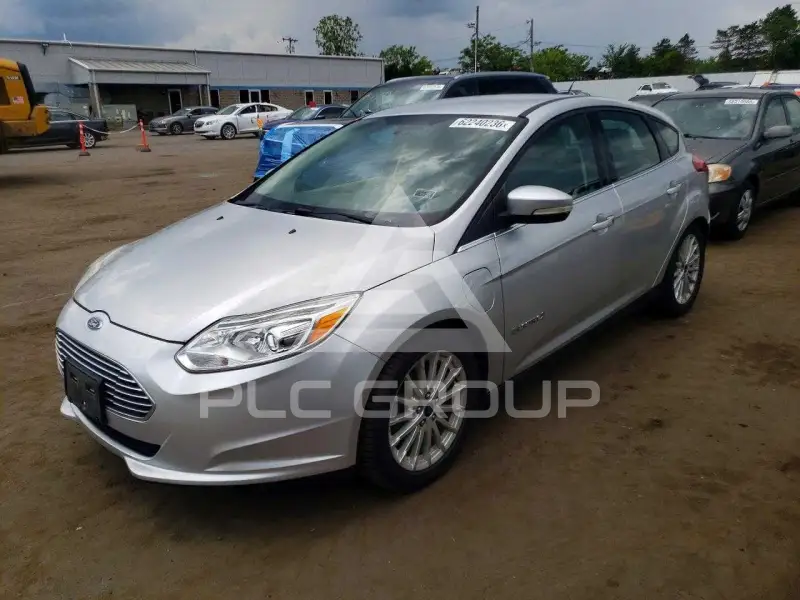 2017 Ford FOCUS фото