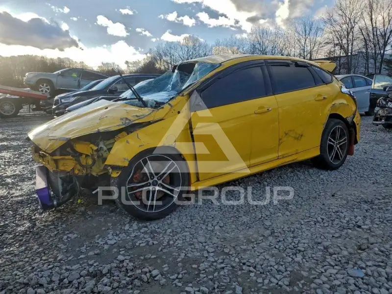 2017 Ford FOCUS photo