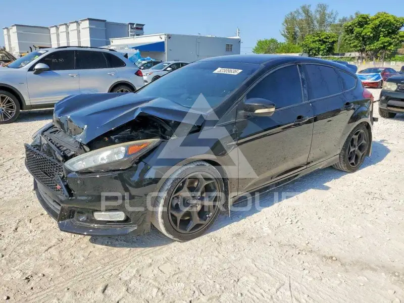 2017 Ford FOCUS фото