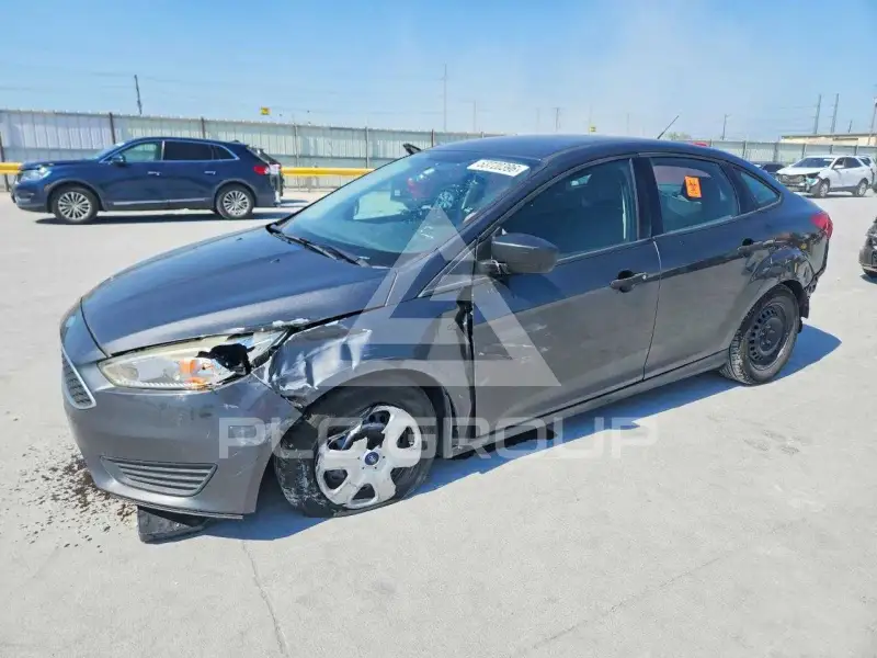 2017 Ford FOCUS photo